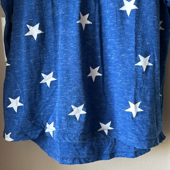 REFLEX Stars Short Sleeve V-Neck Tee - Picture 4 of 6